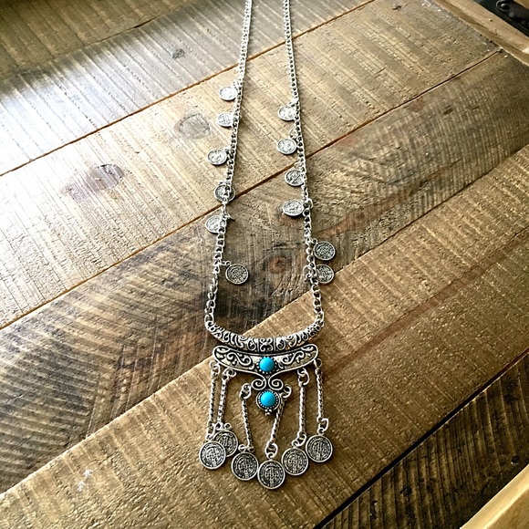 NWT Silver Colored Blue Beaded Long Boho Oversized Statement Necklace - Picture 1 of 6